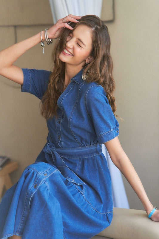 Diseñada para la primavera y el verano, esta selección de blusas está llena de colores frescos, estampados alegres y tejidos ligeros, perfectos para mantenerte cómoda y con estilo durante toda la temporada