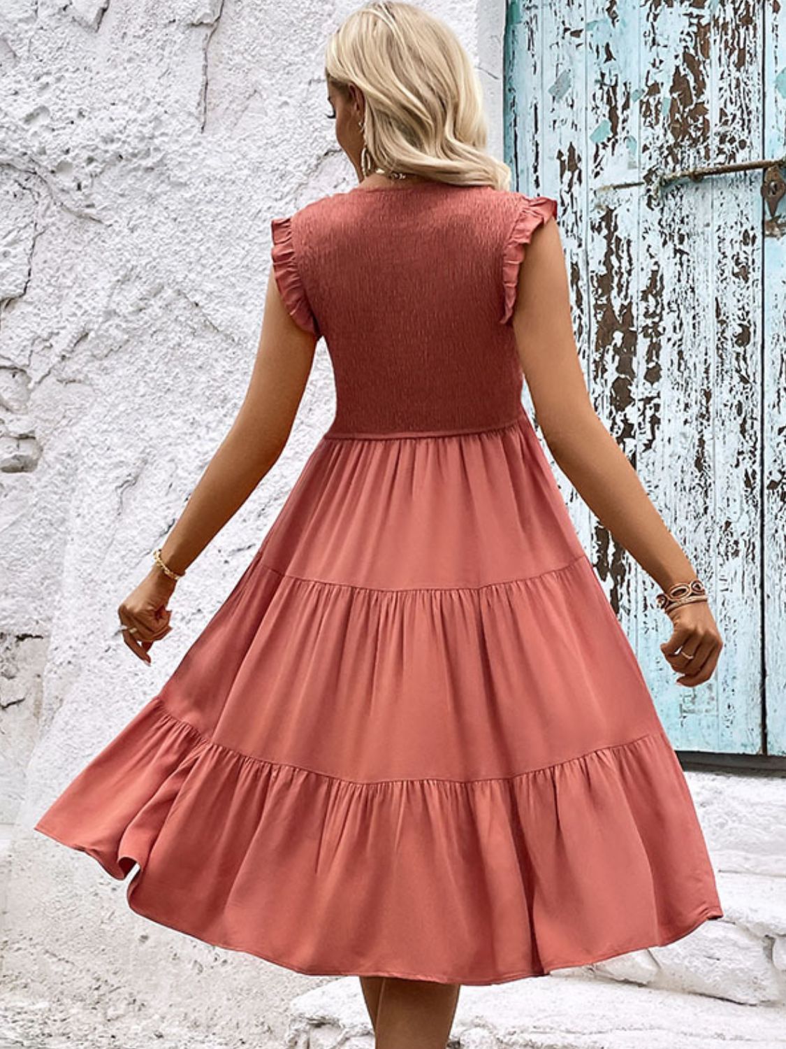 Vestido estilo maxi manga con volantes