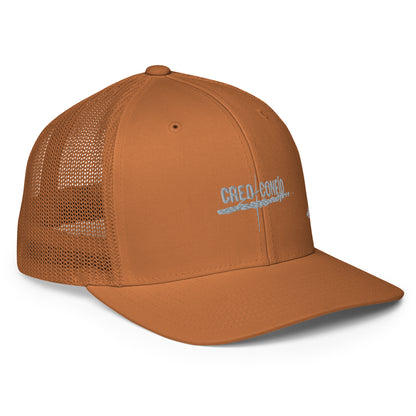 Creo + Confío Gorra trucker con malla en la parte posterior